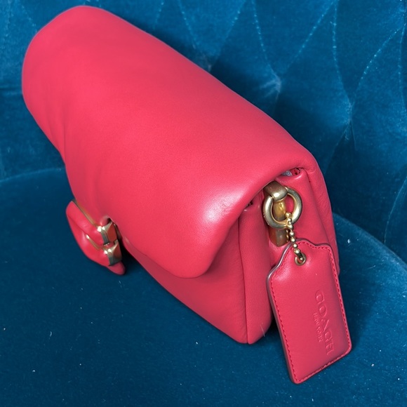 NWT Coach Pillow Tabby 26 - Picture 6 of 6